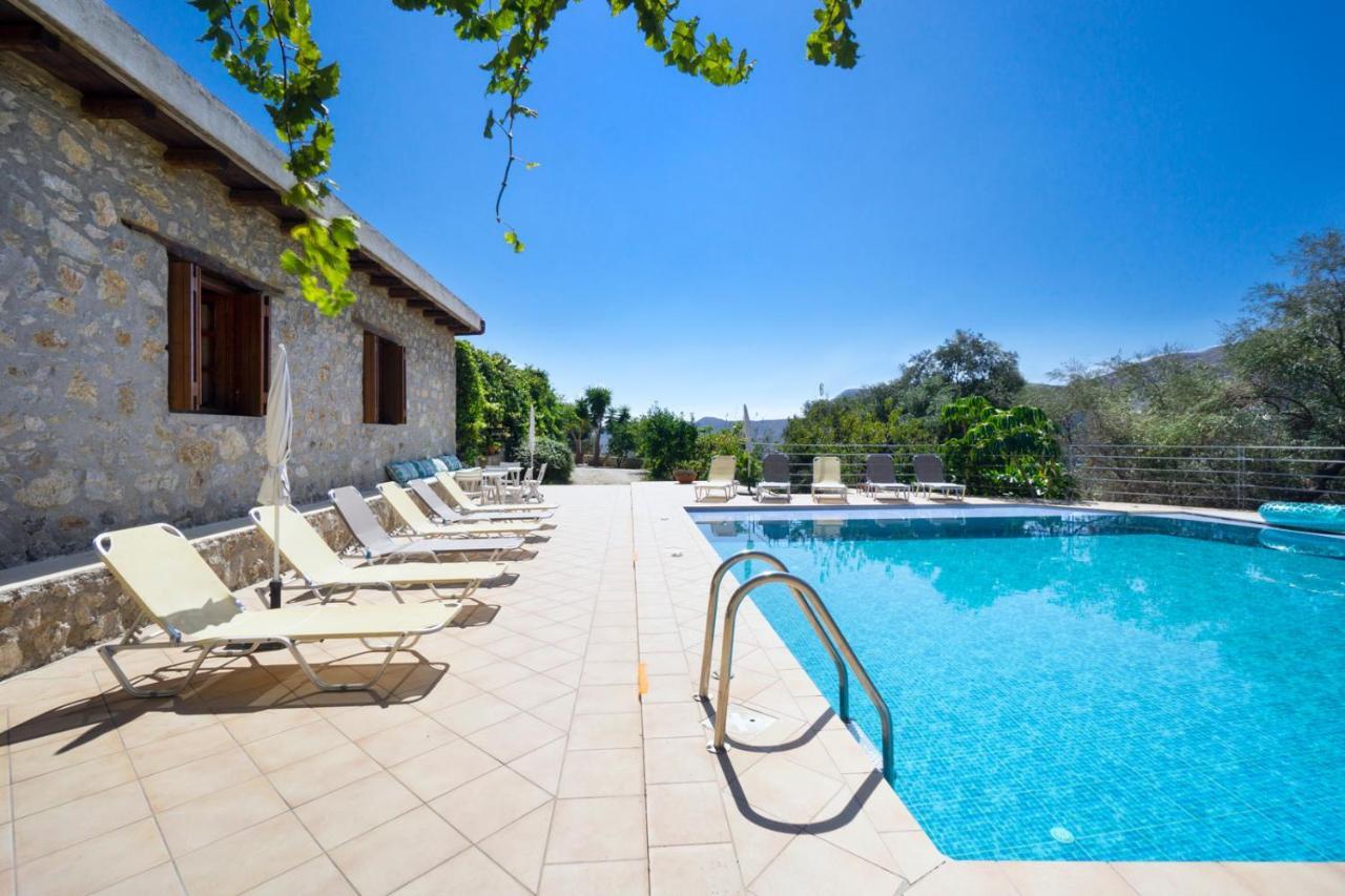 Villa Talos Palaiochora Exteriér fotografie