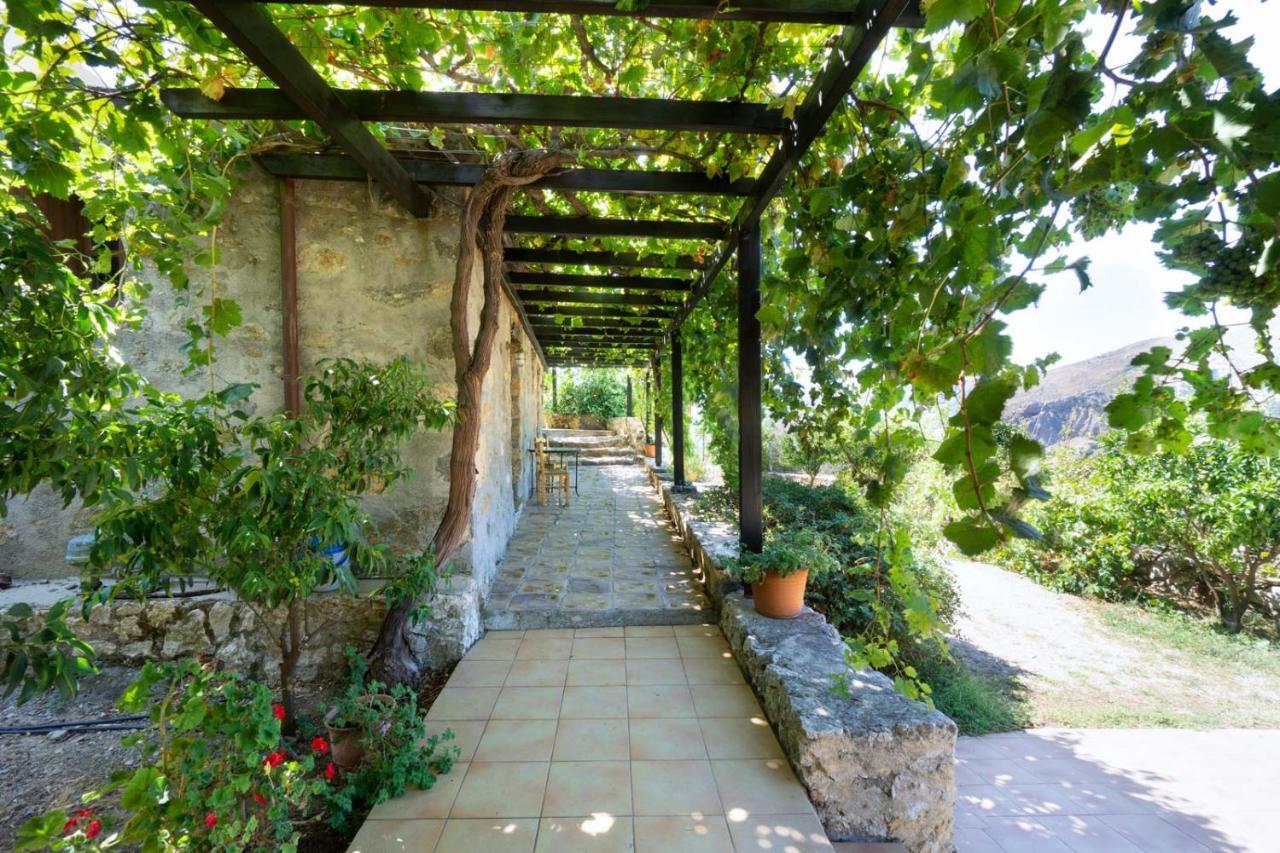 Villa Talos Palaiochora Exteriér fotografie